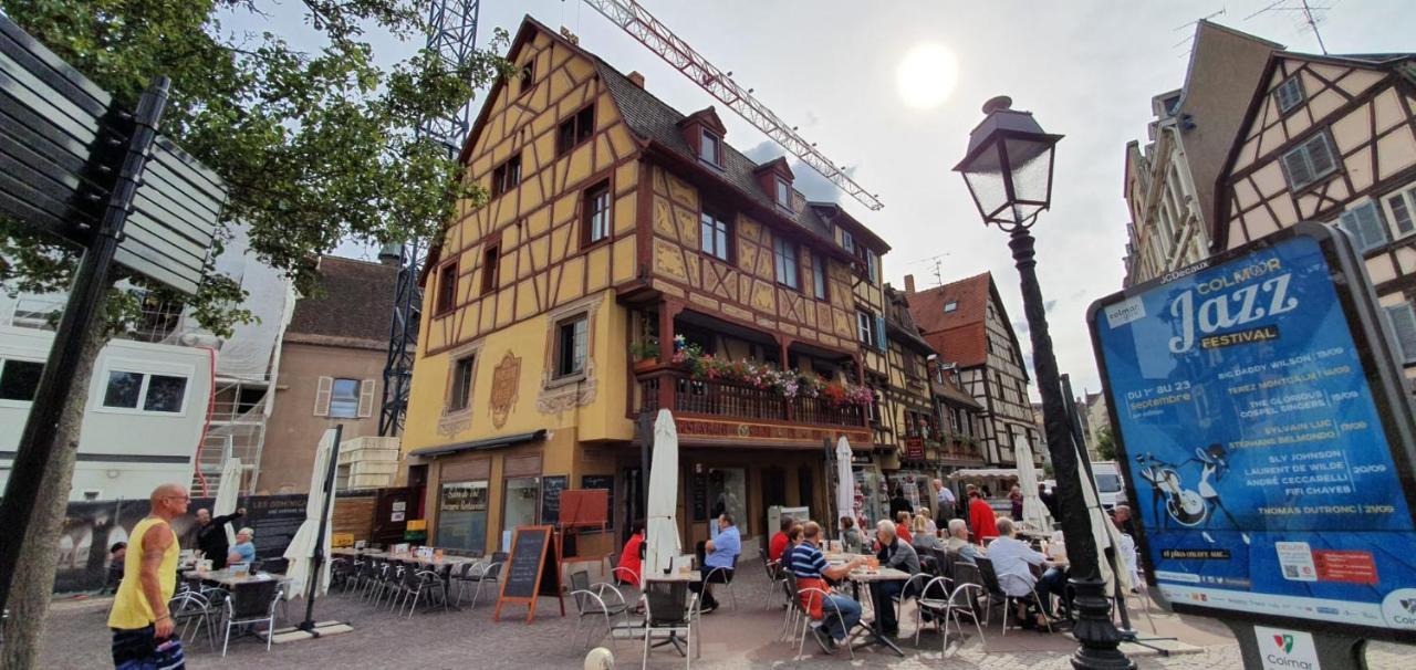 Le Red St Leon : Lit Queen Size * Wifi * Ideal Couple Кольмар Экстерьер фото