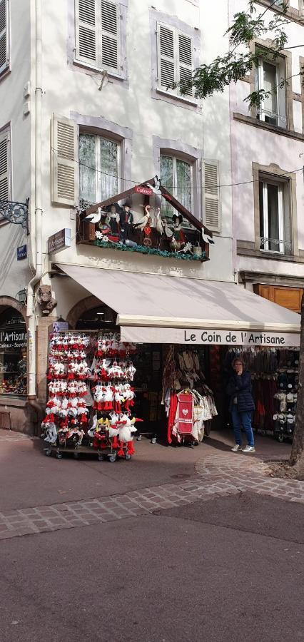 Le Red St Leon : Lit Queen Size * Wifi * Ideal Couple Кольмар Экстерьер фото